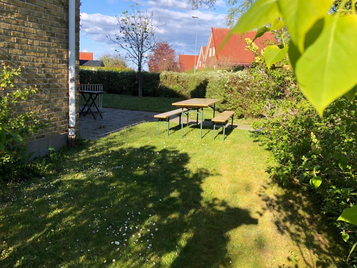Hemmet Simrishamns Vandrarhem Och B&B Esterno foto