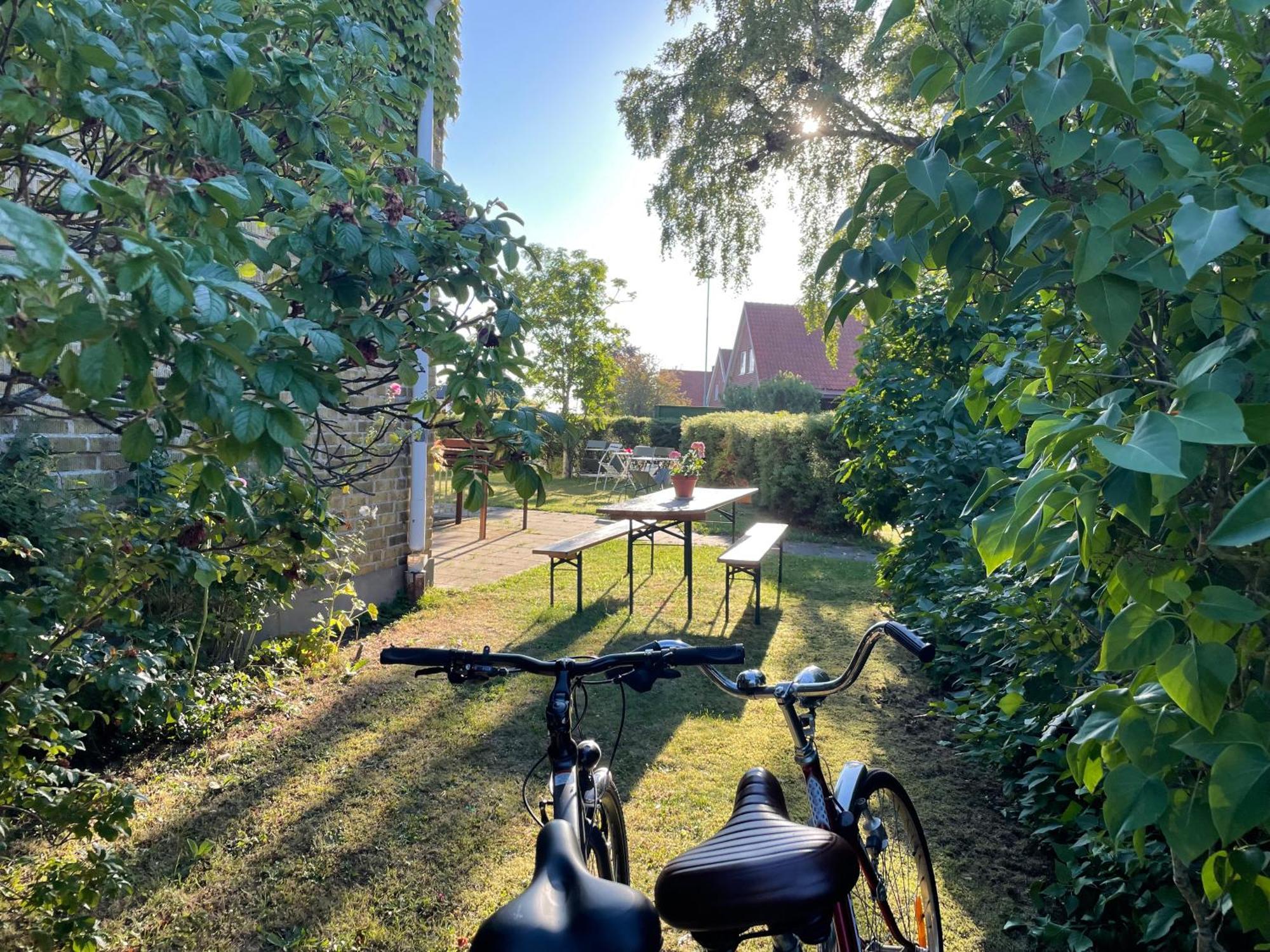 Hemmet Simrishamns Vandrarhem Och B&B Esterno foto