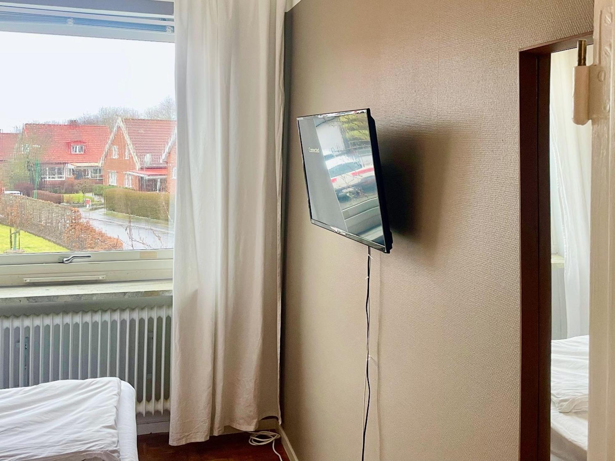 Hemmet Simrishamns Vandrarhem Och B&B Esterno foto