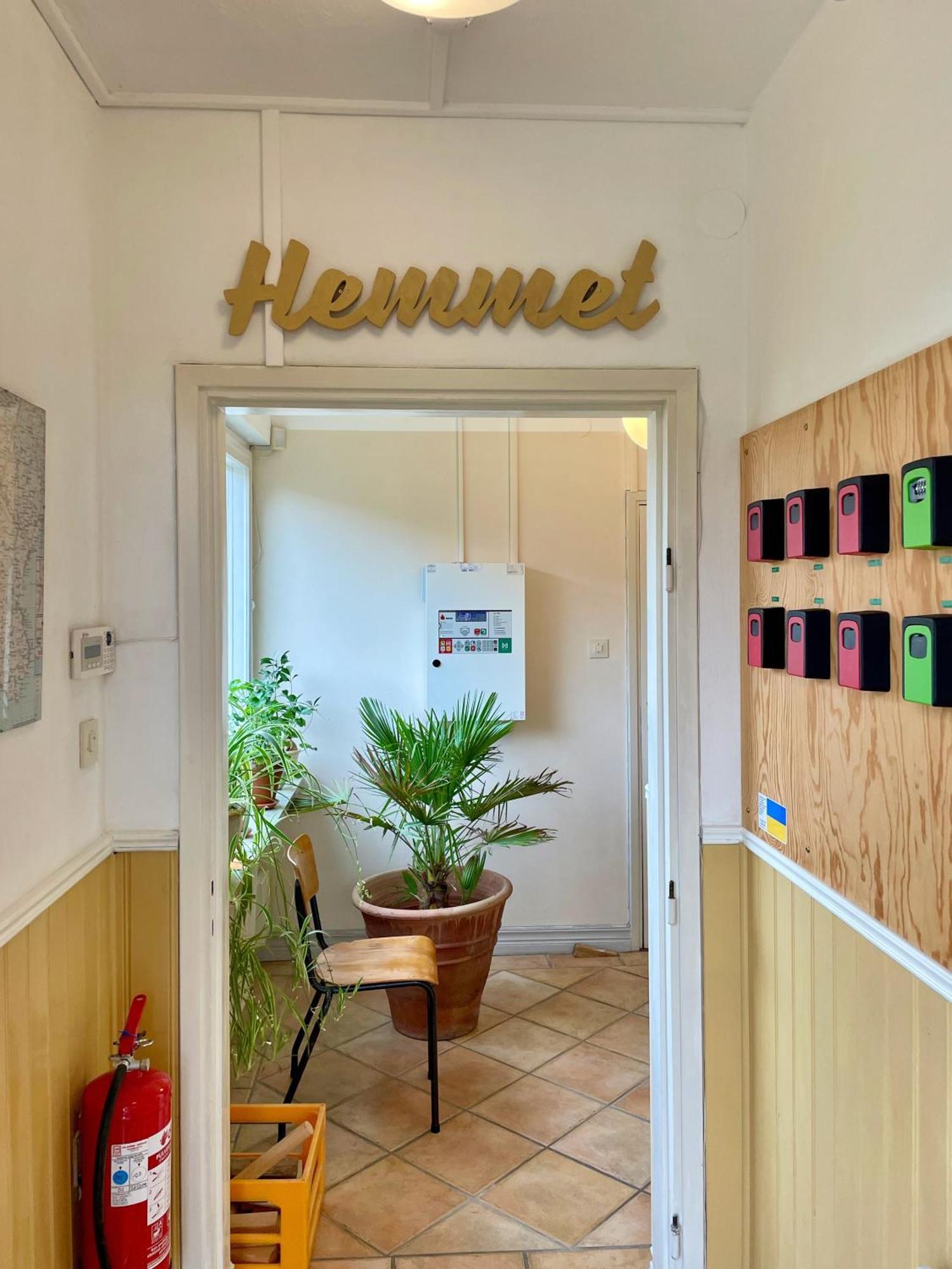 Hemmet Simrishamns Vandrarhem Och B&B Esterno foto